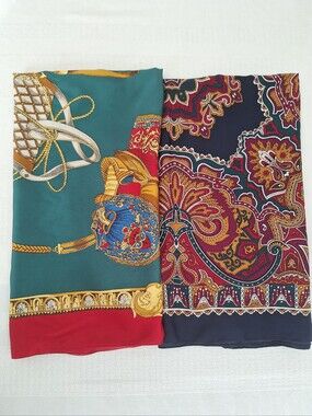 Bundles Women’s Paisley & Equestrian Print Feel Scarf - Green, Navy, Red